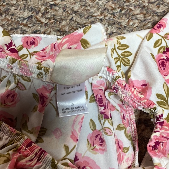 Pink floral Romper size 10 girls - Picture 3 of 4